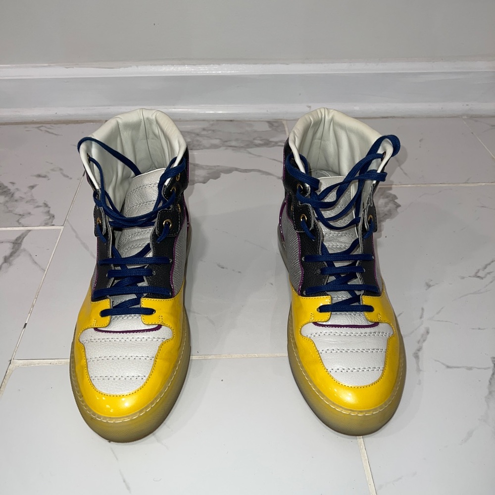 Balenciaga sneakers size 41 is 8